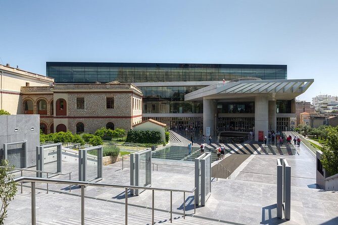 Athens: Panoramic Tour with Guided Acropolis & Museum Visit - Arriving at the Acropolis: skip-the-line and start smart